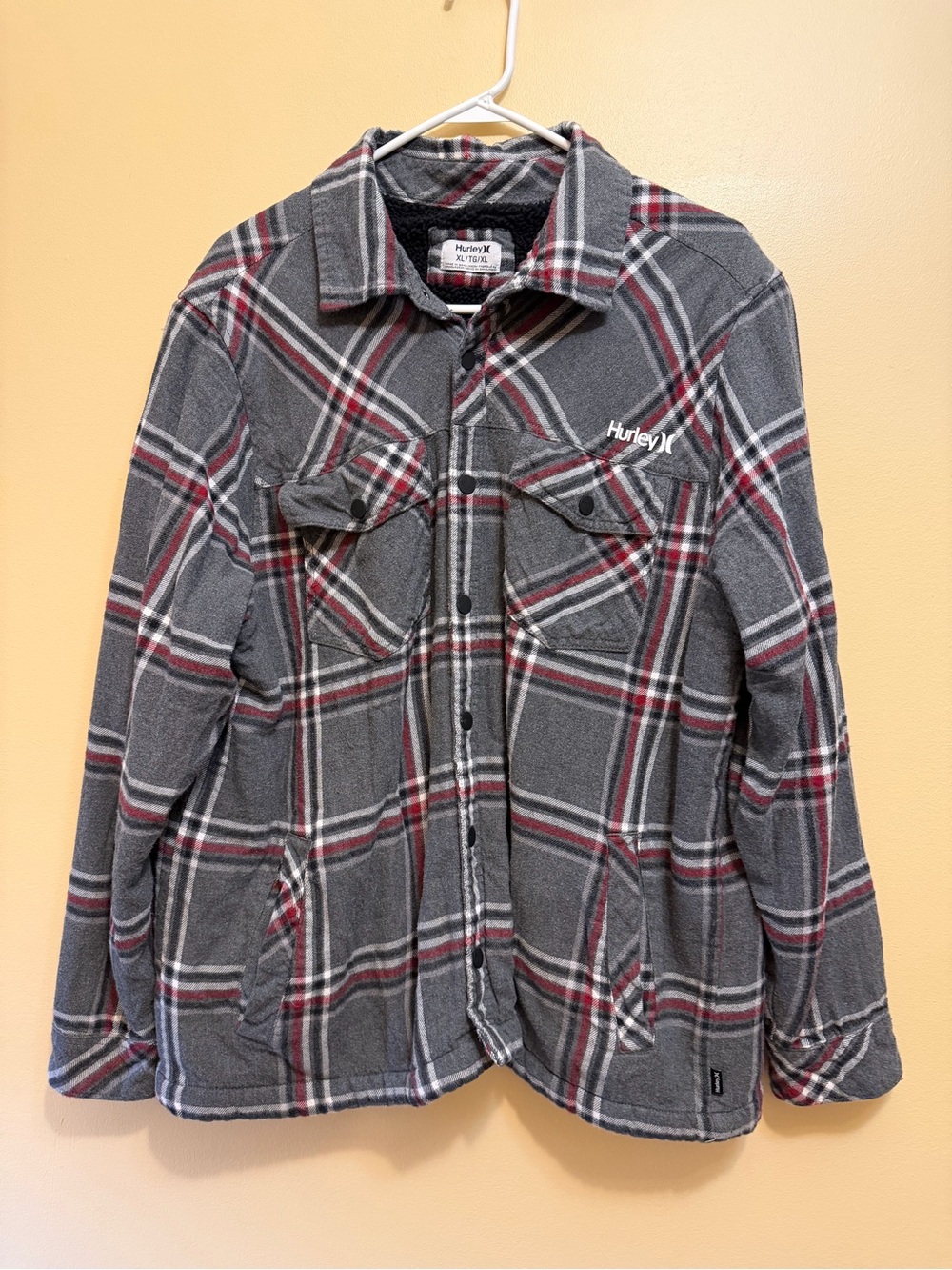 Hurley men’s Gray Plaid Fleece Jacket